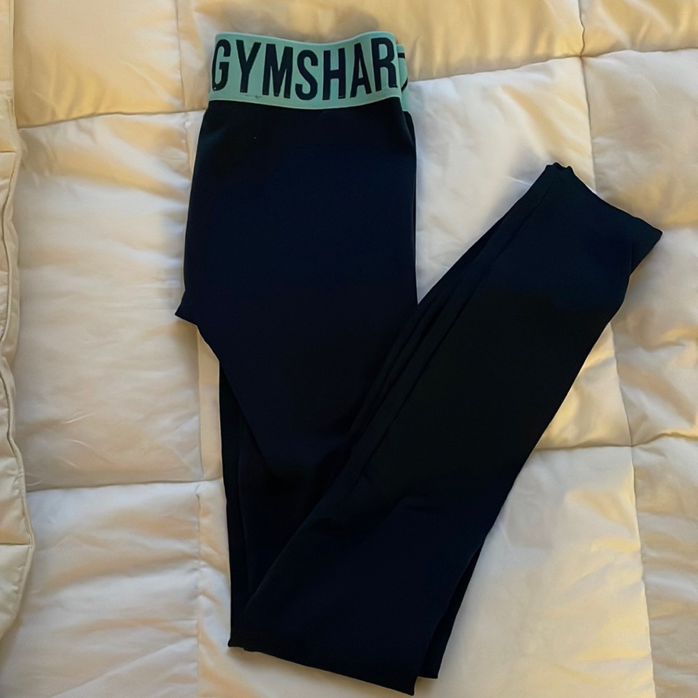 Gymshadk fit - WILL ACCEPT BEST OFFER BY EOD! Clearing closet, will be donating